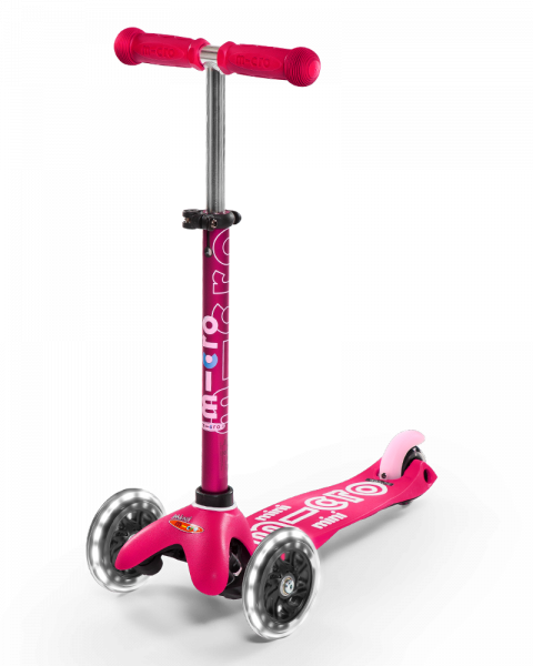 mini micro deluxe LED pink Roller Scooter